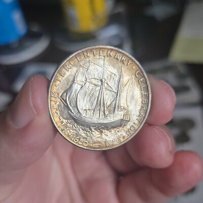 1920 Pilgrim Commemorative - Mint State Example