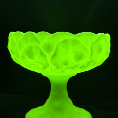 Uranium Glass by Fenton, Glowing Satin Water Lily Glass Bowl